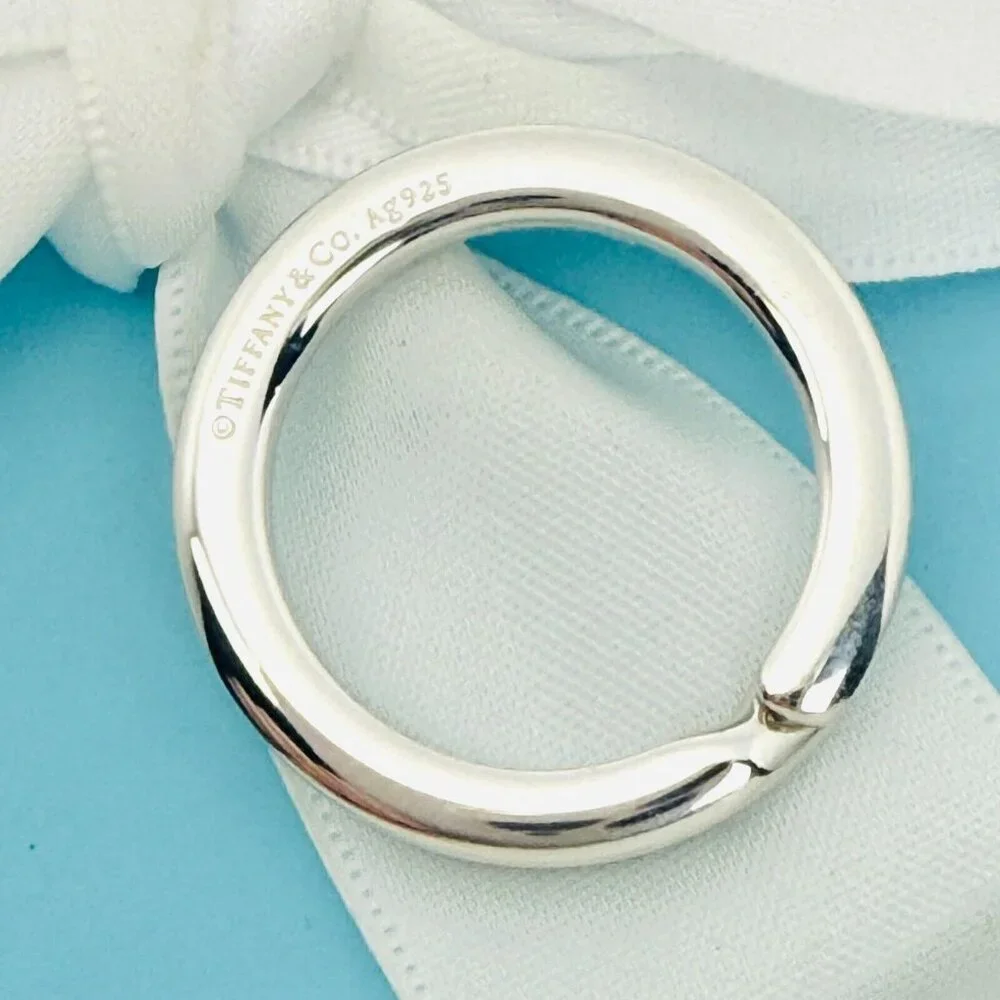 Tiffany & Co Heavy Thick Key Ring in Sterling Silver Keyring